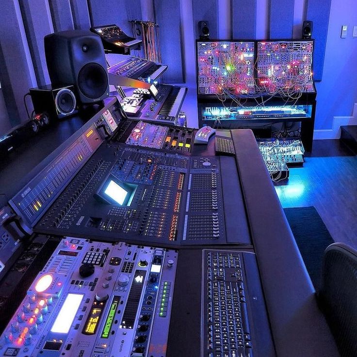 Best Free VST Plugins for Dark R&B Beats and Melodies (2025)